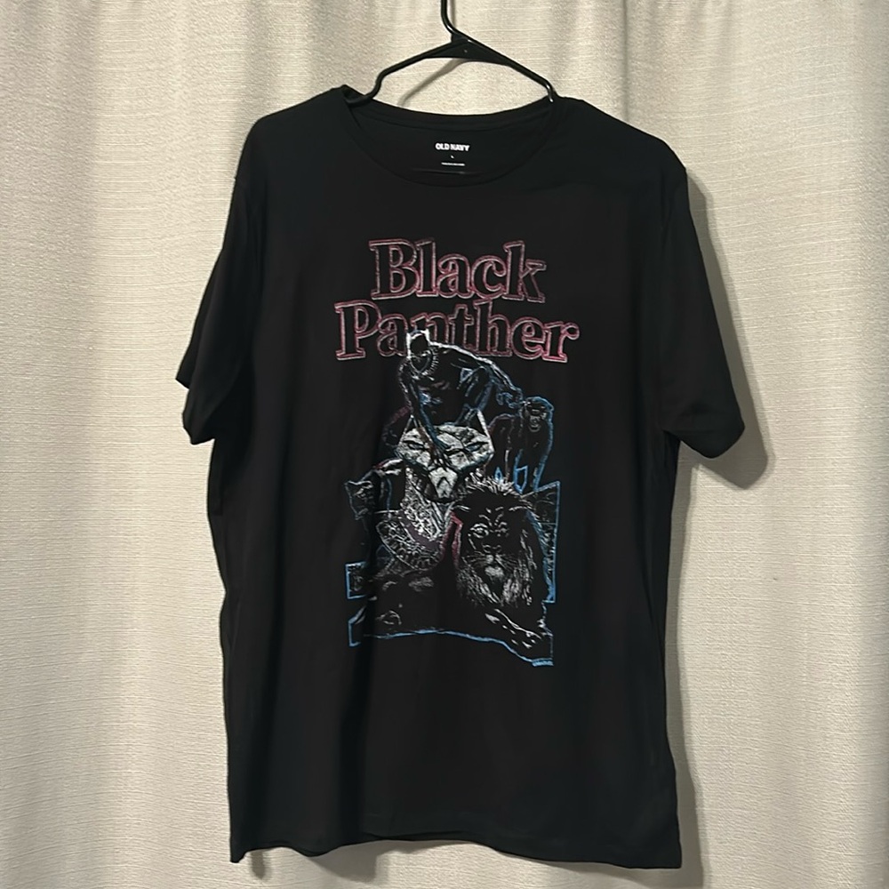 Men’s Black Marvel T-Shirt. Black Panther design, size: Large, From Old Navy.